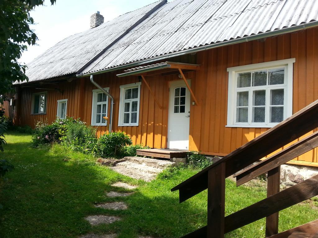 Katri Guesthouse Tubala Экстерьер фото